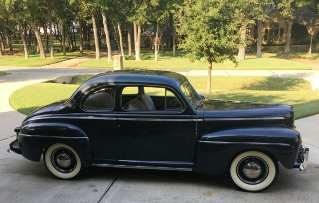 Ford Super Deluxe 1946 image number 4