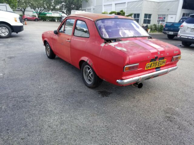 Ford Escort 1968 image number 2
