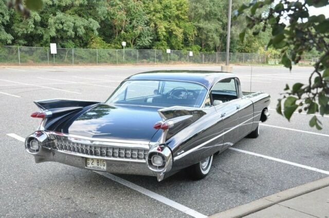 Cadillac DeVille 1959 image number 6