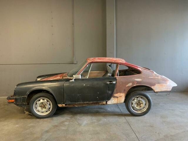Porsche 911 1967 image number 3