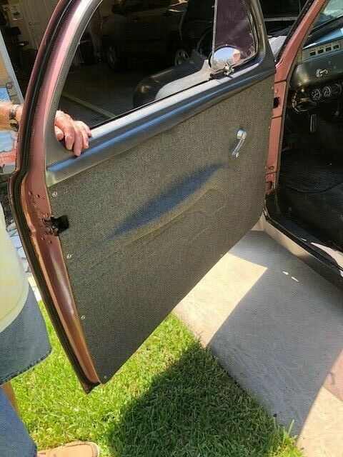 Ford 3 Window Coupe 1941 image number 3