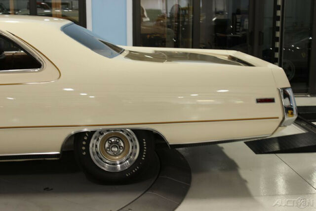 Chrysler 300 Series 1970 image number 16