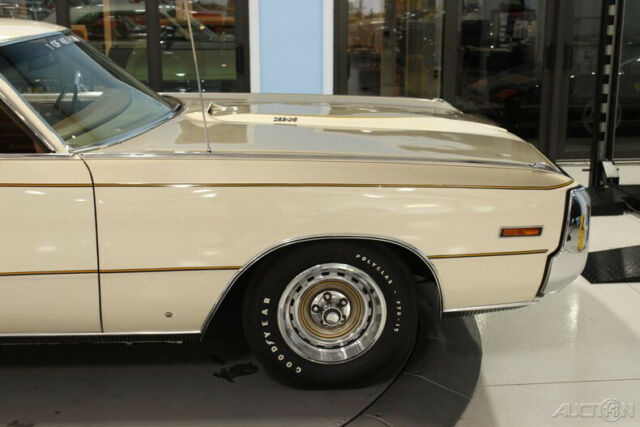 Chrysler 300 Series 1970 image number 23