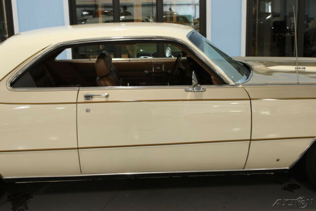 Chrysler 300 Series 1970 image number 46