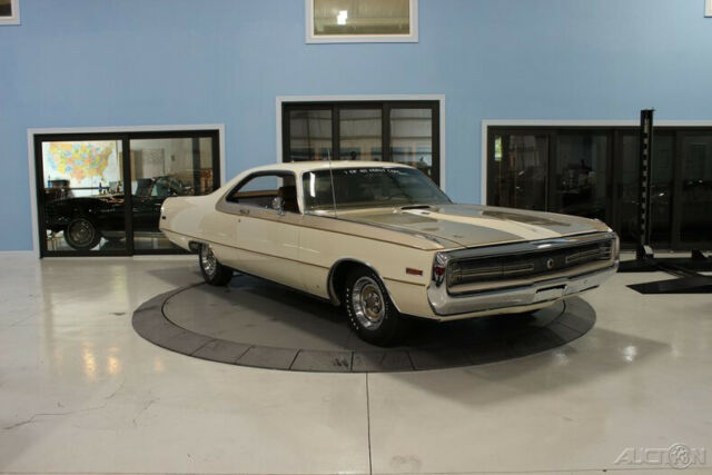 Chrysler 300 Series 1970 image number 6