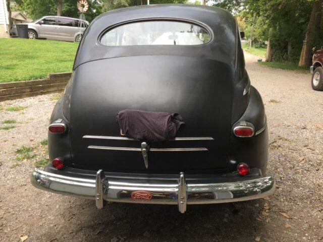Ford Super Deluxe 1946 image number 20