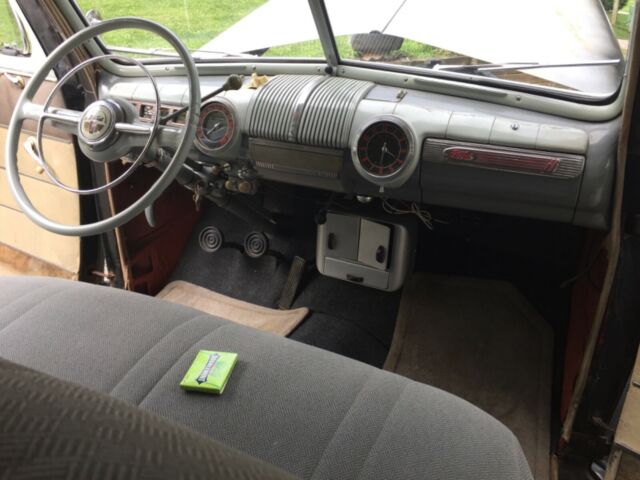 Ford Super Deluxe 1946 image number 7