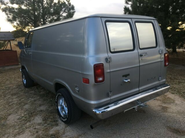 Dodge Ram Van 1979 image number 5
