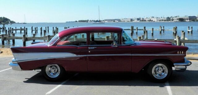 Chevrolet Bel Air/150/210 1957 image number 18