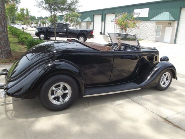 Ford Roadster 1935 image number 1