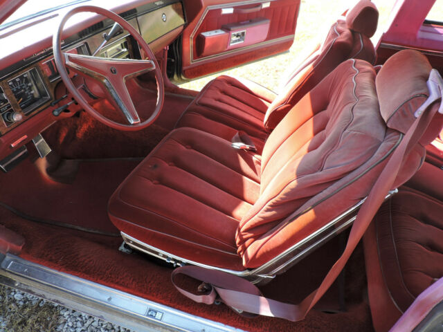 Pontiac Grand Prix 1979 image number 16