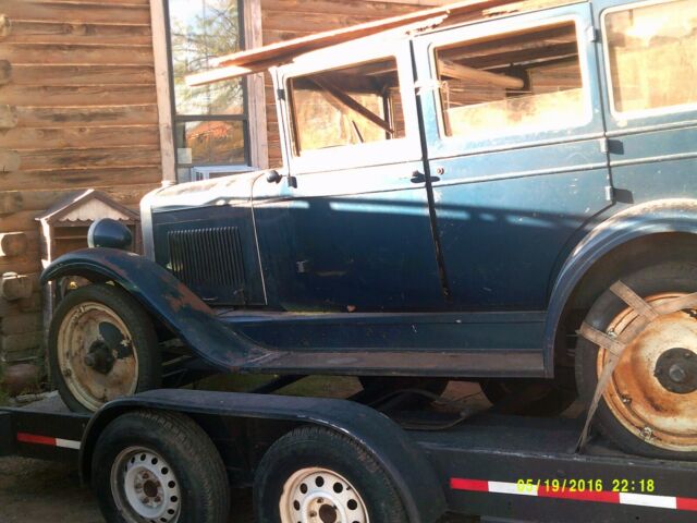 Chevrolet 4 DR Sedan 1928 image number 25
