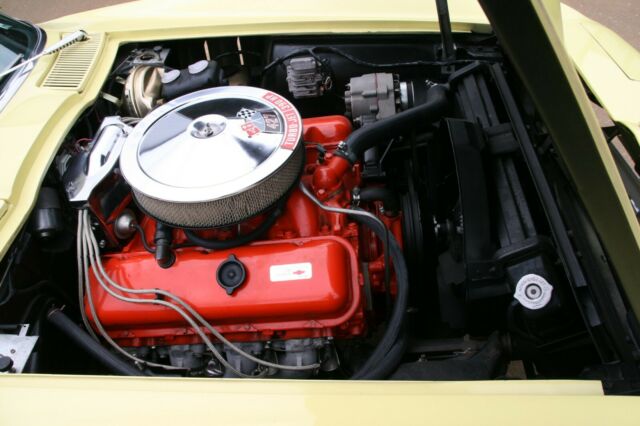 Chevrolet Corvette 1966 image number 43