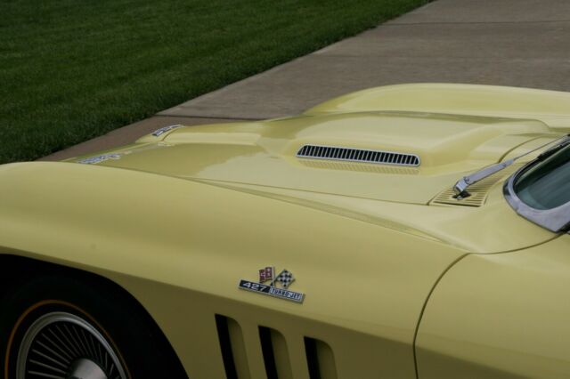 Chevrolet Corvette 1966 image number 9