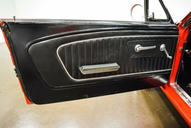 Ford Mustang 1965 image number 11
