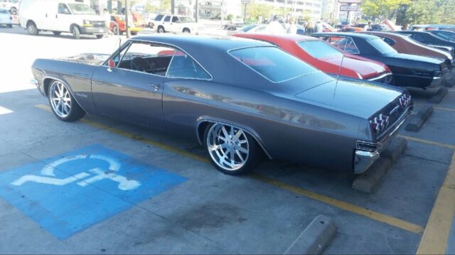 Chevrolet Impala 1965 image number 16