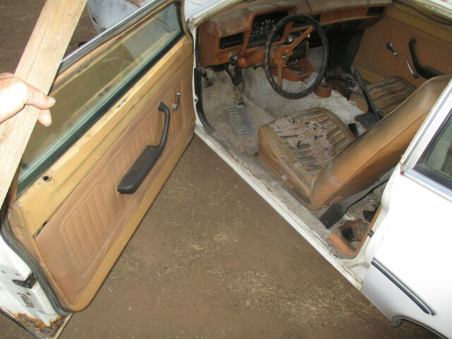 Ford Pinto 1979 image number 18