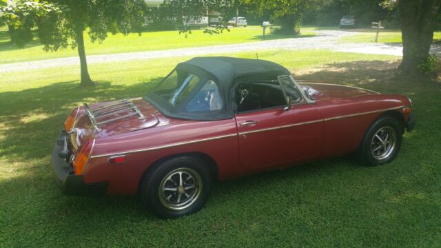 MG MGB 1979 image number 18