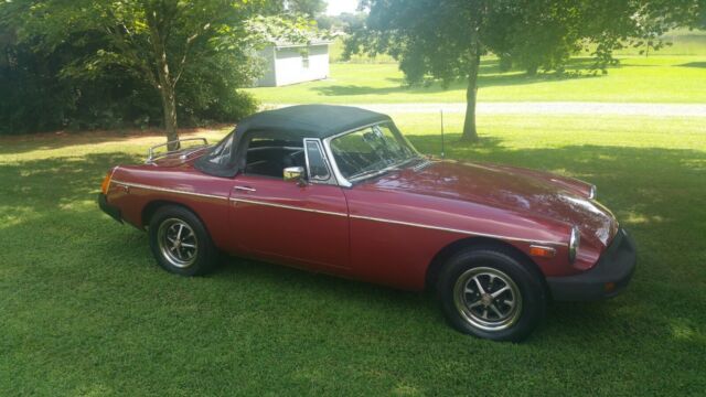 MG MGB 1979 image number 19