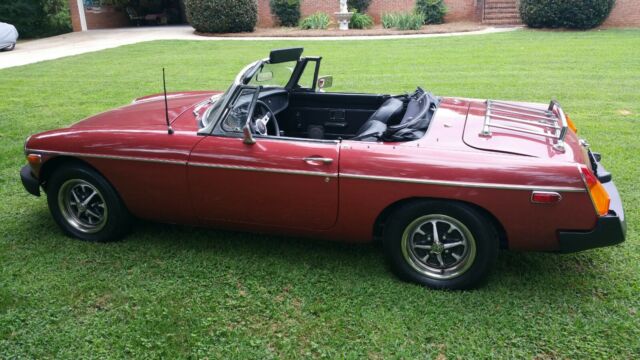 MG MGB 1979 image number 29