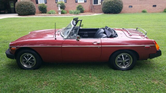 MG MGB 1979 image number 4