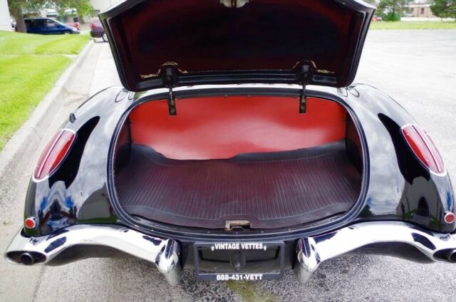 Chevrolet Corvette 1959 image number 32