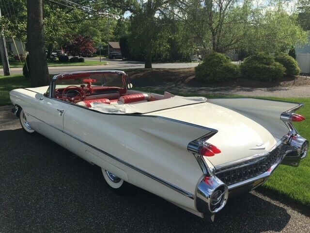 Cadillac Series 62 1959 image number 5