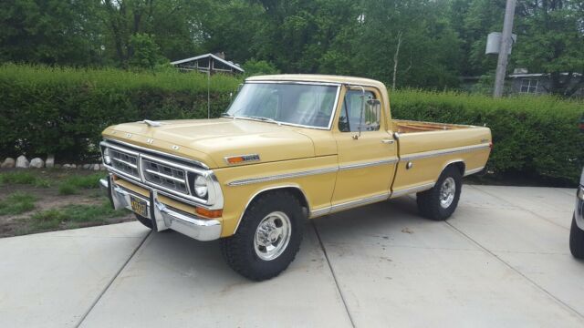 Ford F-250 1972 image number 14