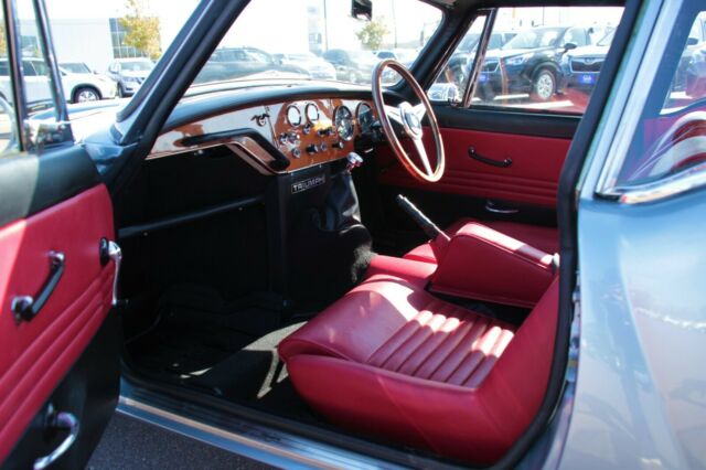 Triumph GT6 1966 image number 14