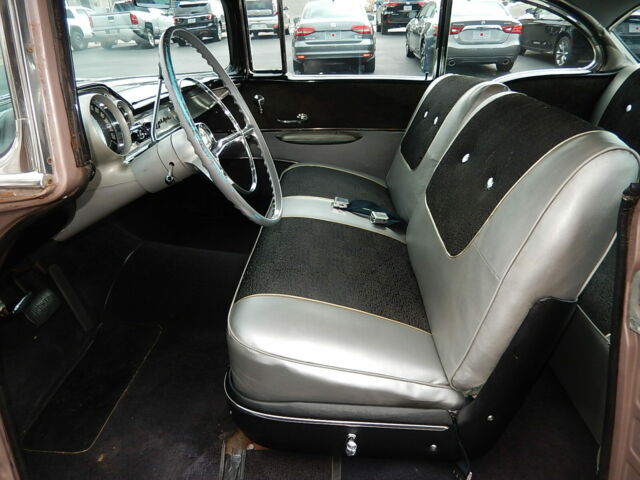 Chevrolet Bel Air/150/210 1957 image number 2