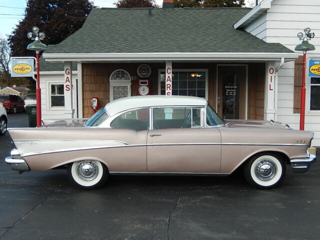 Chevrolet Bel Air/150/210 1957 image number 25