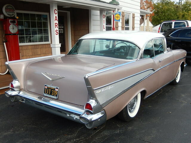 Chevrolet Bel Air/150/210 1957 image number 37