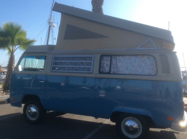 Volkswagen Bus/Vanagon 1977 image number 28