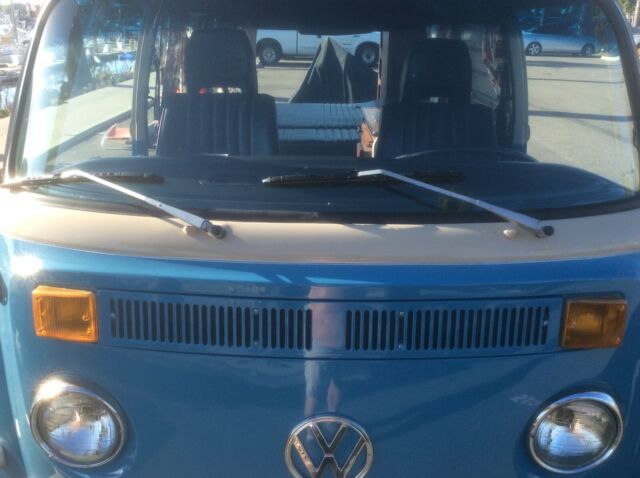 Volkswagen Bus/Vanagon 1977 image number 43