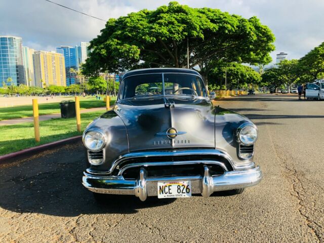 Oldsmobile Eighty-Eight 1949 image number 13