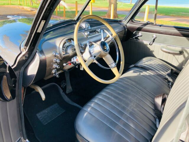 Oldsmobile Eighty-Eight 1949 image number 5
