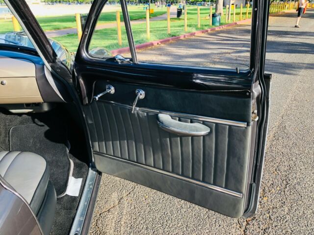 Oldsmobile Eighty-Eight 1949 image number 6