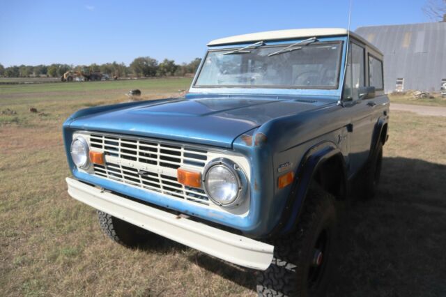 Ford Bronco 1970 image number 2