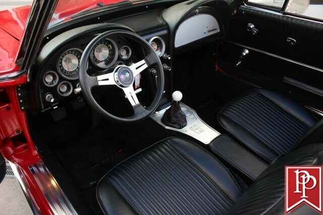 Chevrolet Corvette 1963 image number 20
