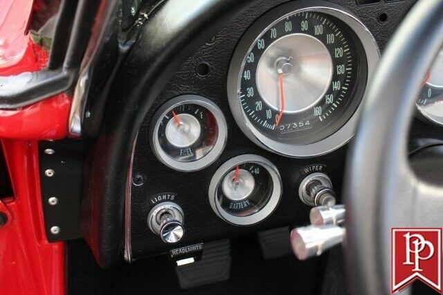 Chevrolet Corvette 1963 image number 23