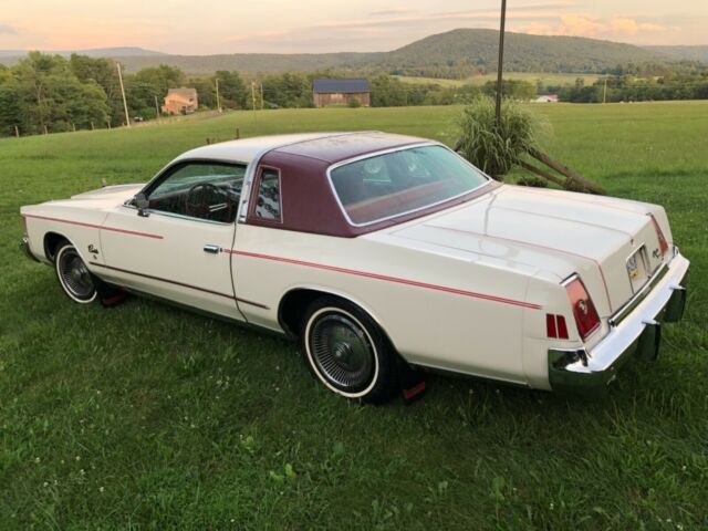 Chrysler Cordoba 1979 image number 13