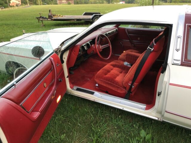 Chrysler Cordoba 1979 image number 14
