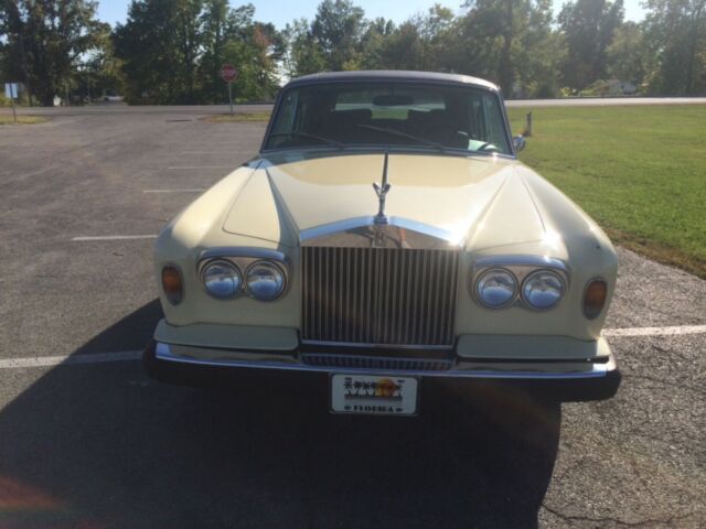 Rolls-Royce Silver Shadow 1976 image number 24