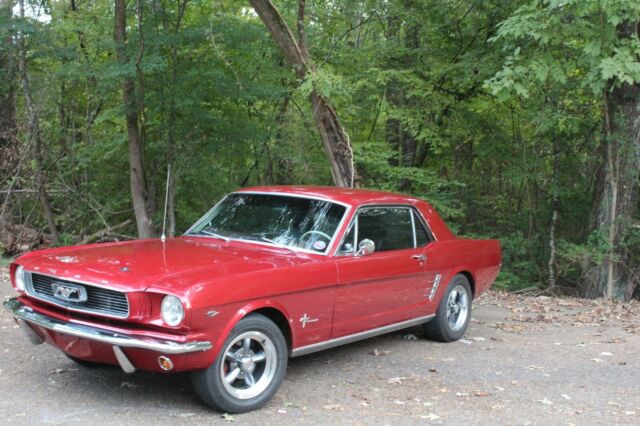 Ford Mustang 1966 image number 28