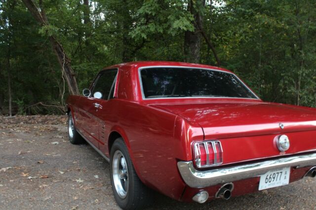 Ford Mustang 1966 image number 9