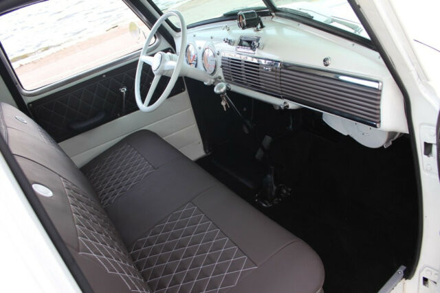 Chevrolet 3100 Pickup 1950 image number 18