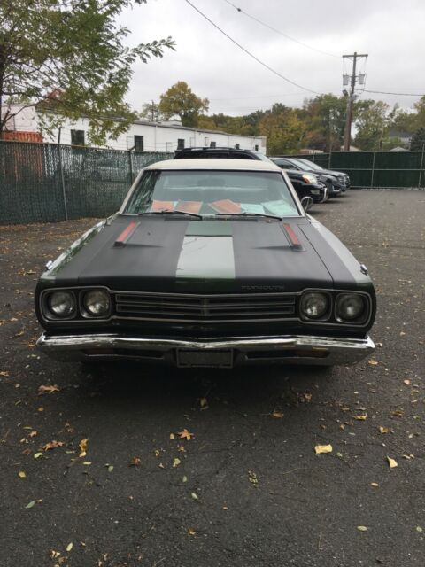 Plymouth Road Runner 1969 image number 2