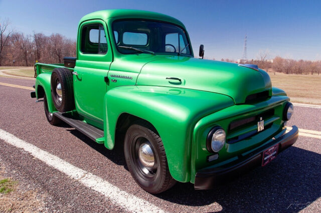 International Harvester R110 3/4-ton 1952 image number 25