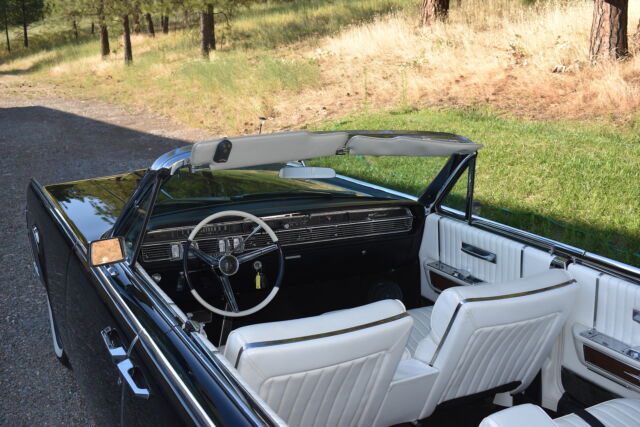 Lincoln Continental 1965 image number 10
