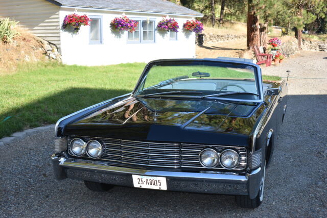 Lincoln Continental 1965 image number 30